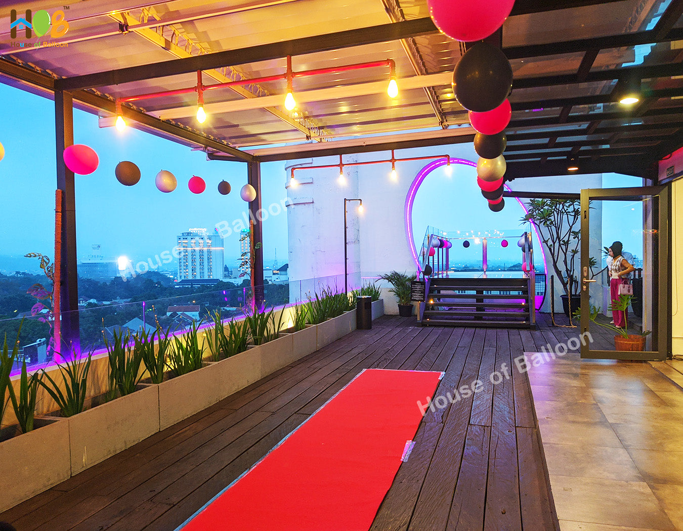 Sweet Seventeen Backdrop Party Dekorasi 3 x 2.5 Meter